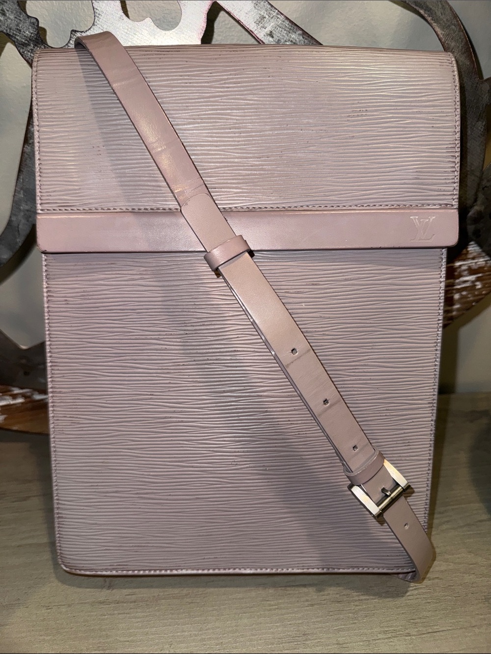 Louis Vuitton Dusty Lavender Epi Leather Messenger Bag